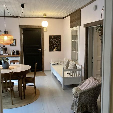 Pastella Apartamento Turku Exterior foto